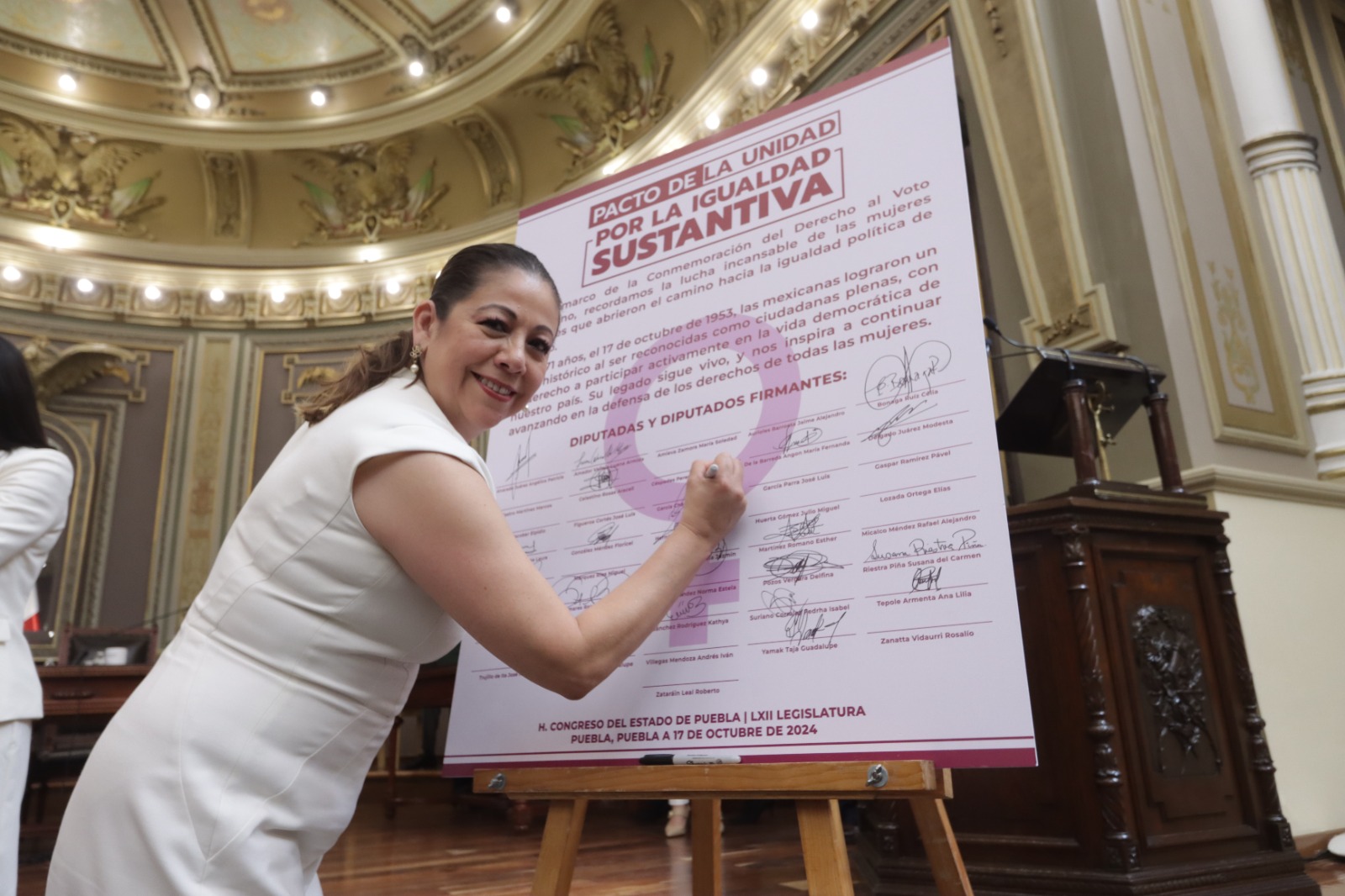 Diputadas dan posicionamiento por el 71 Aniversario del Voto de la Mujer en México 