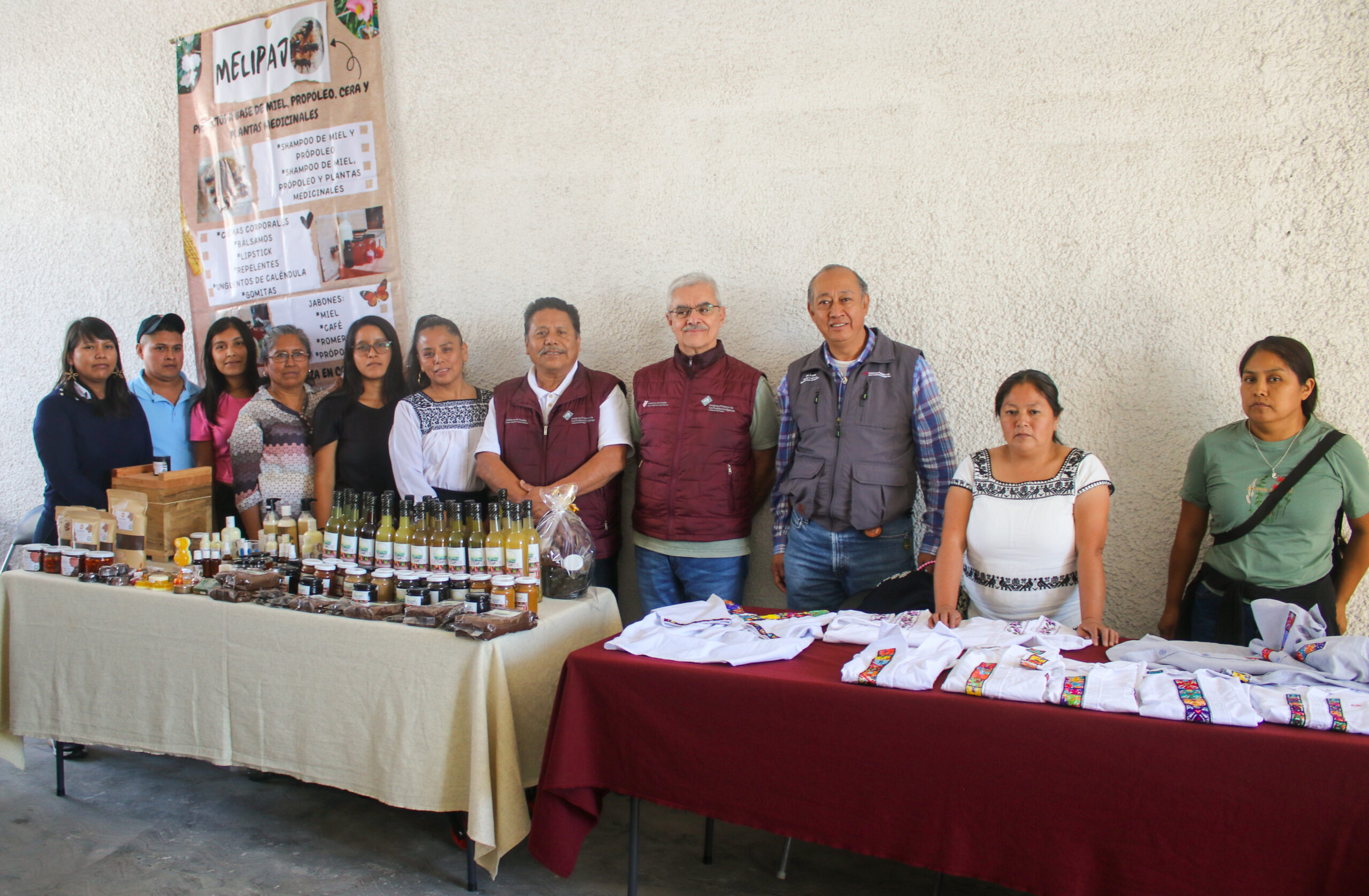 Con incubación de negocios, Gobierno fortalece comunidades