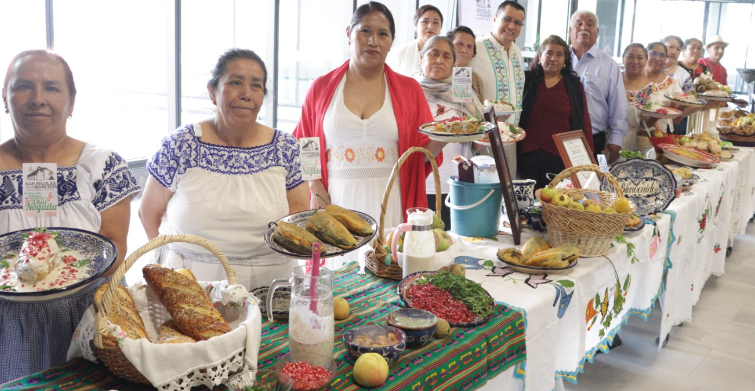 Congreso invita a la temporada de chiles en nogada en la región volcanes
