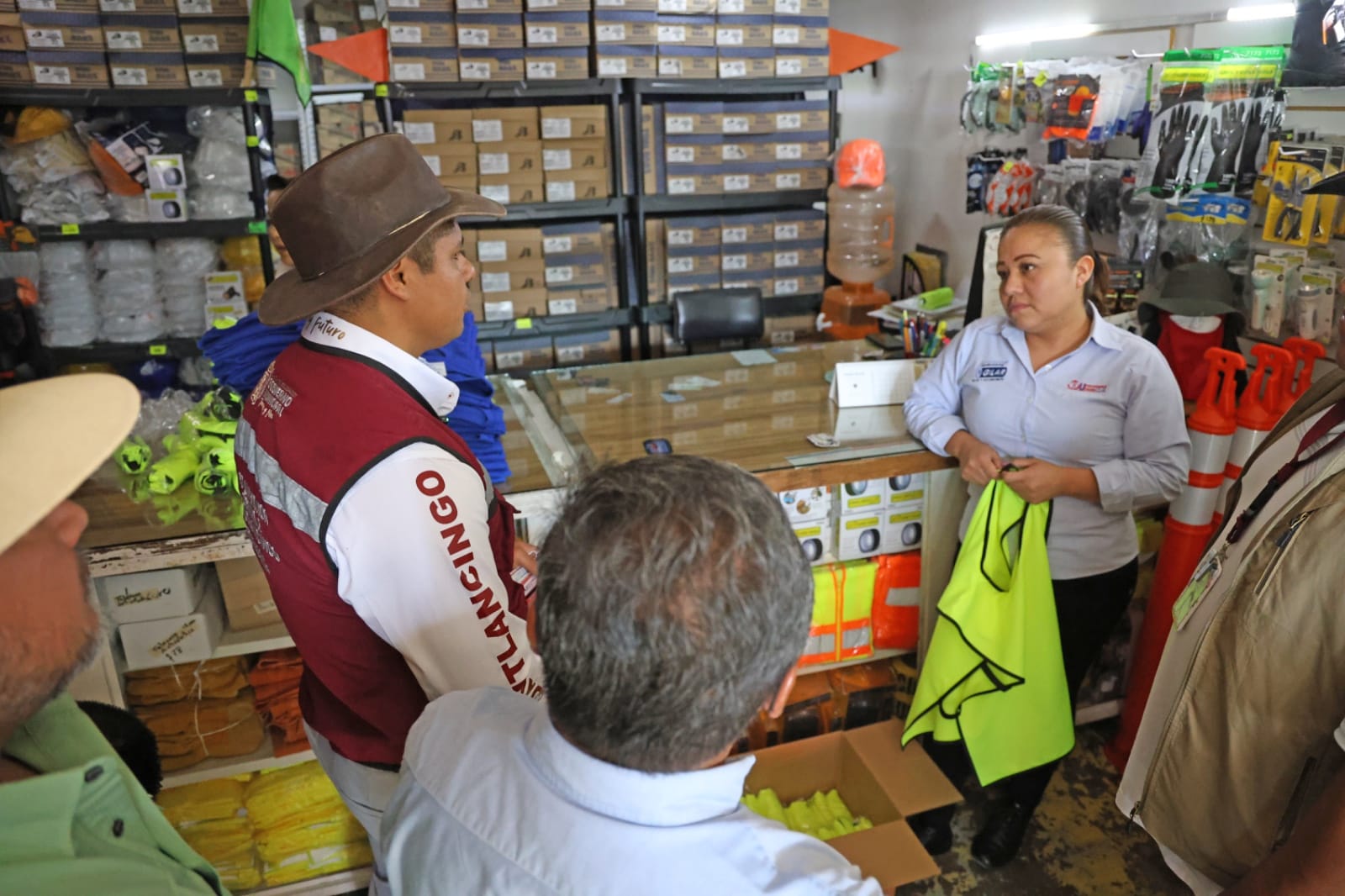 Anuncian clínica y subcomandancia en Almecatla