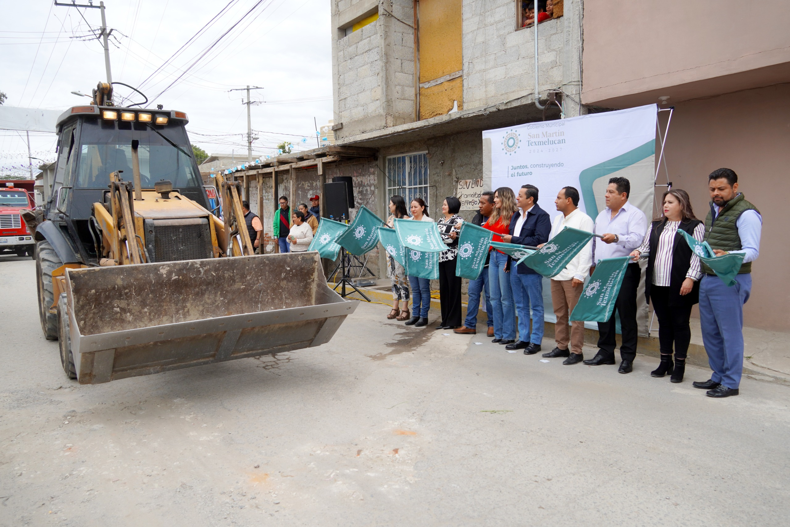 Inician obras en avenida Aquiles Serdán, Moyotzingo