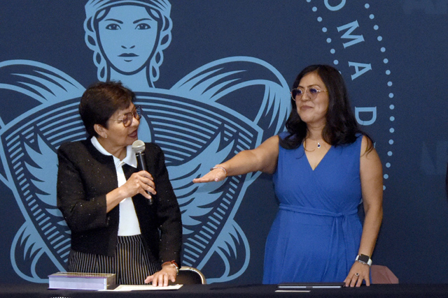 Lilia Cedillo toma protesta a Verónica Vázquez como directora de Comunicación BUAP