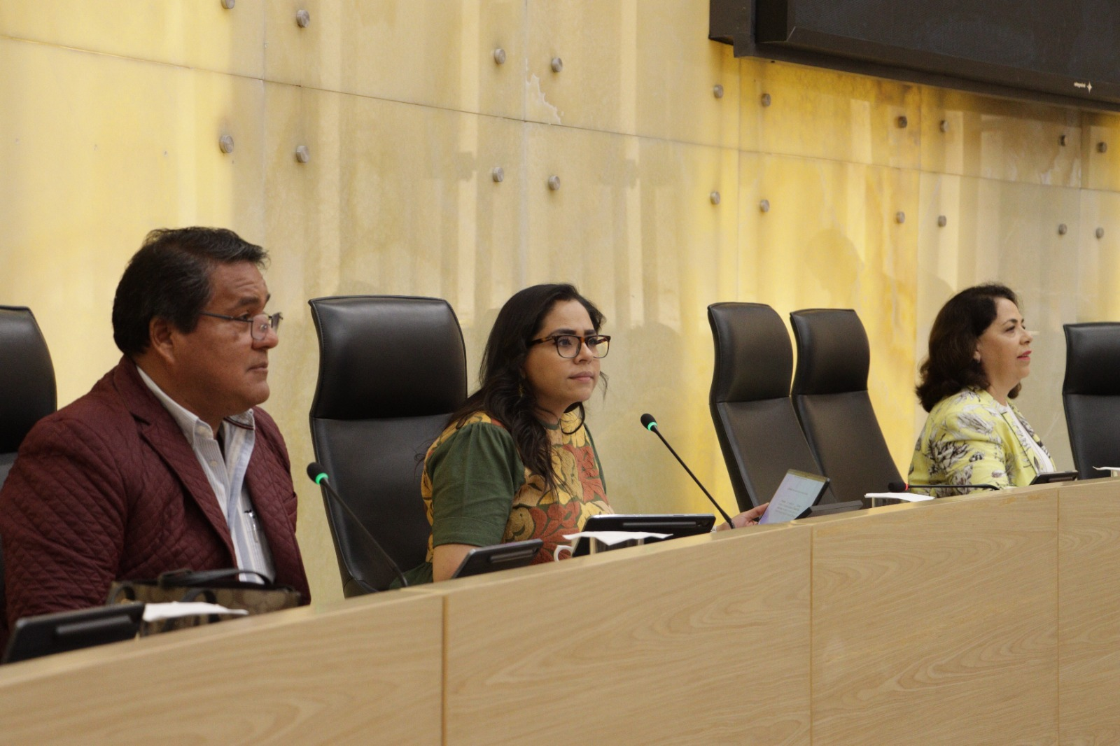 Comisión Permanente recibe iniciativas en diversos temas