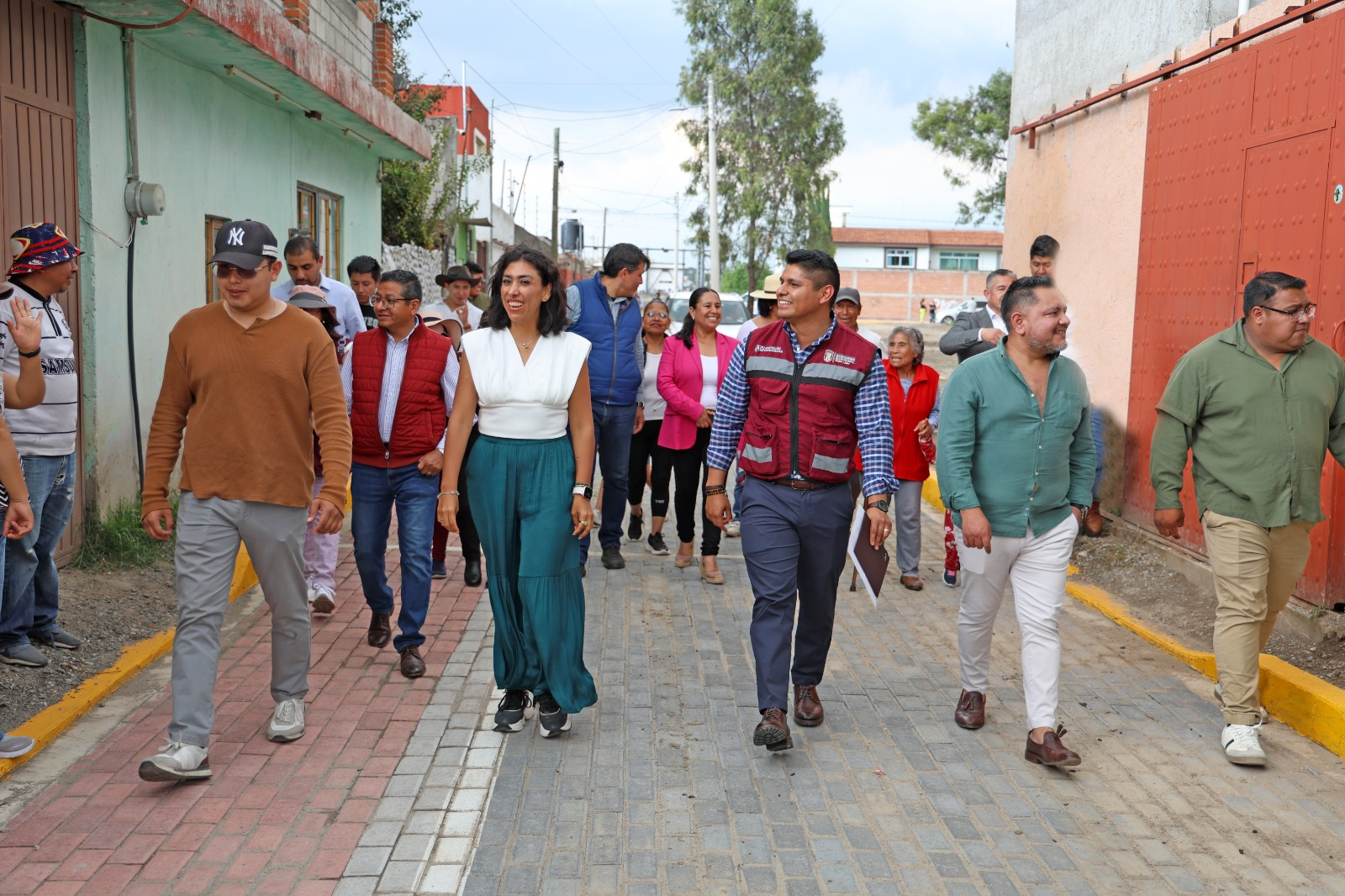 Inauguran calle en Cuautlancingo conectada a Periférico