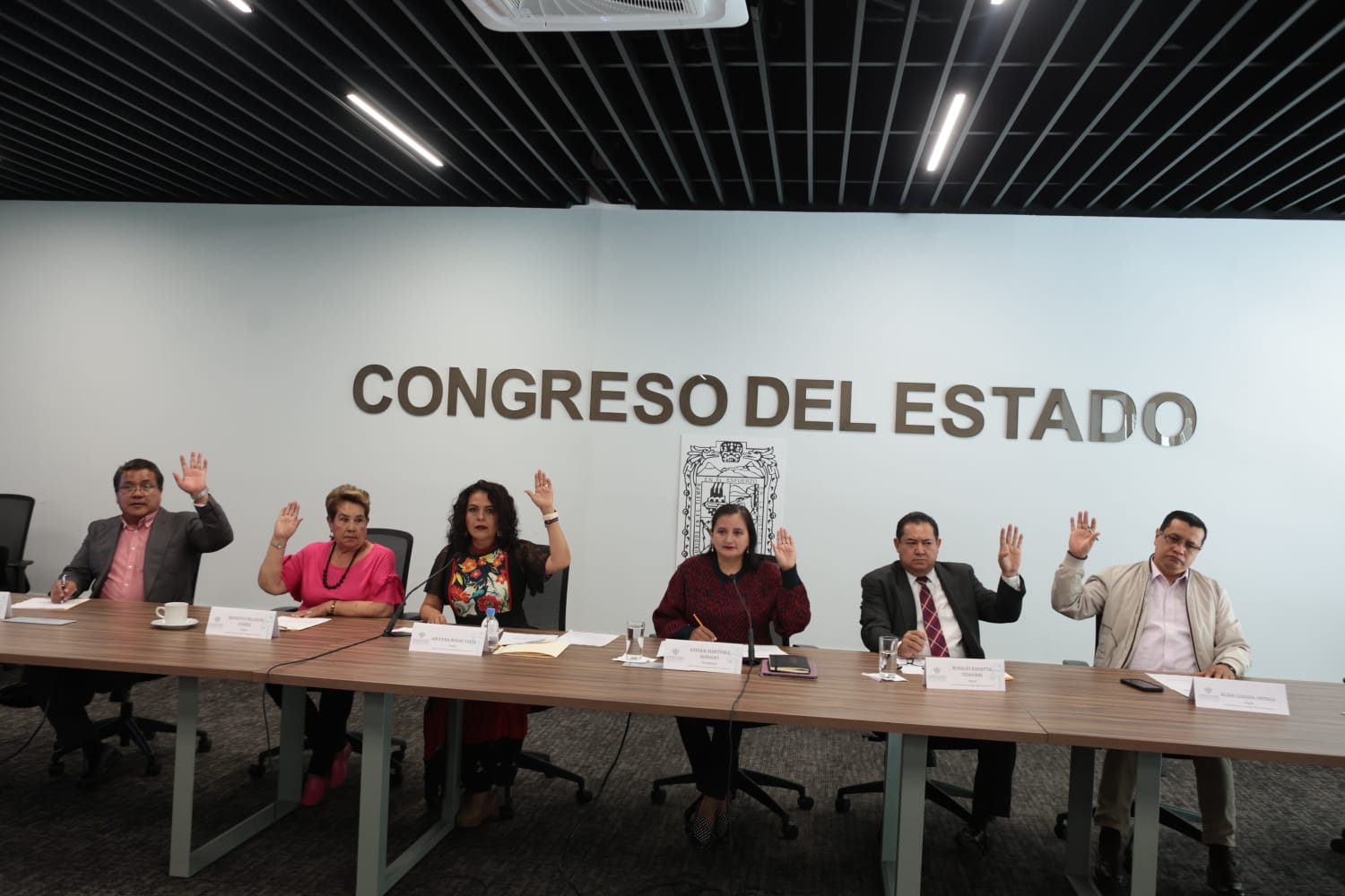 Congreso impulsa traducción del marco jurídico a lenguas indígenas