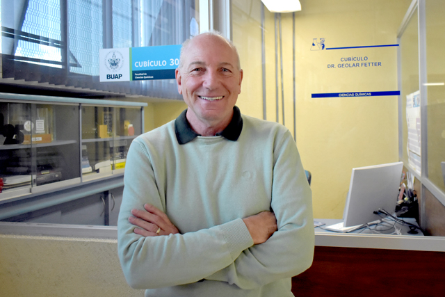 BUAP desarrolla nanomateriales médicos con Geolar Fetter