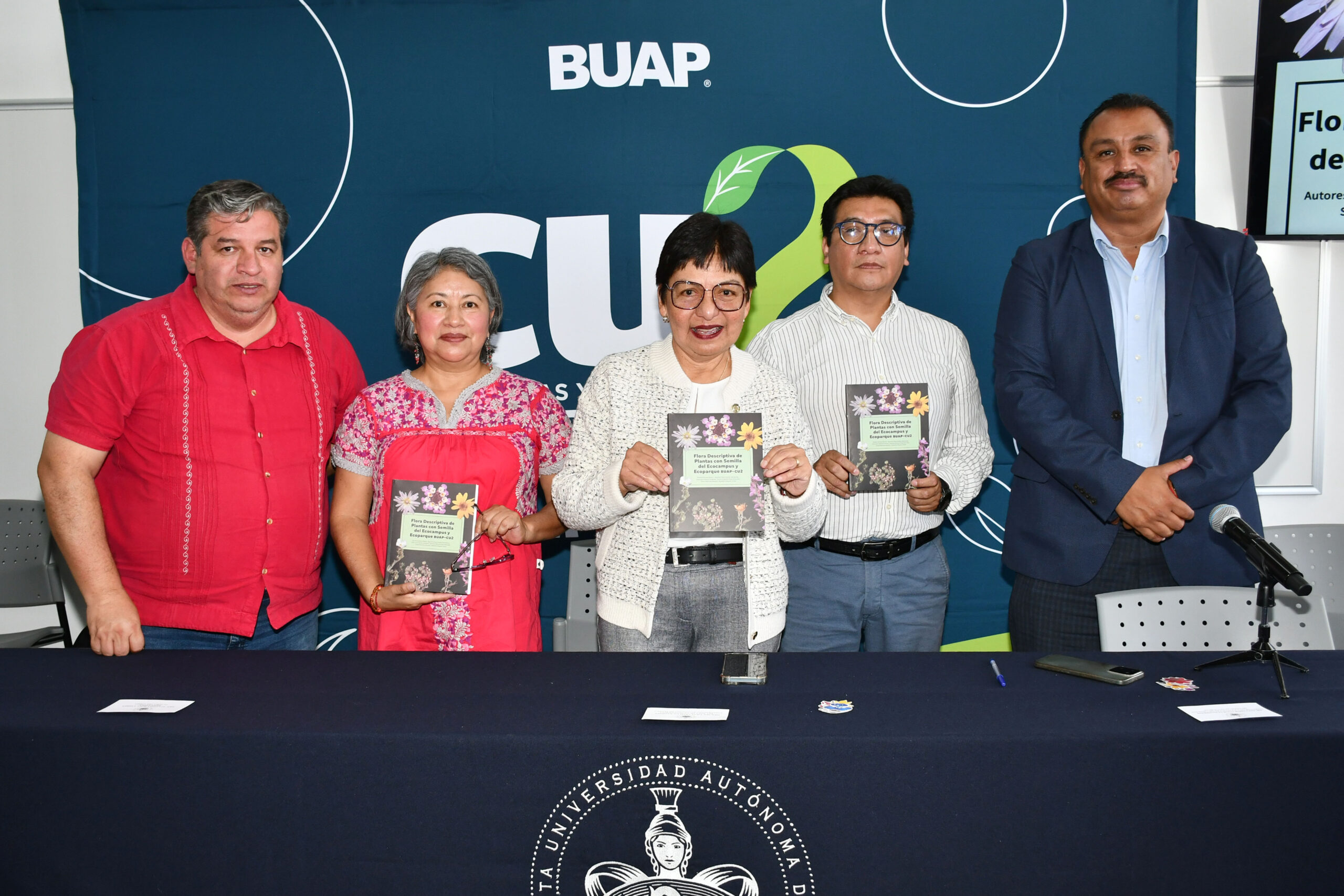 Presentan el libro Flora descriptiva de Plantas con Semilla del Ecocampus y Ecoparque BUAP-CU2