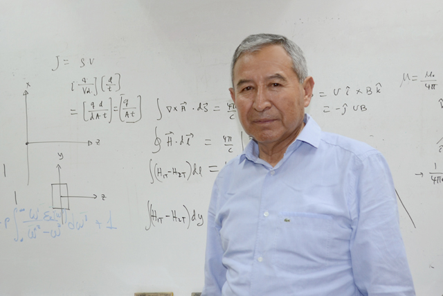 Gregorio Hernández lidera modelado teórico de materiales para nanociencia