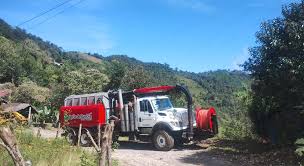 Agua de Puebla limpia y desazolva más de 10 km de drenaje en comunidades afectadas por lluvias en la Sierra Norte