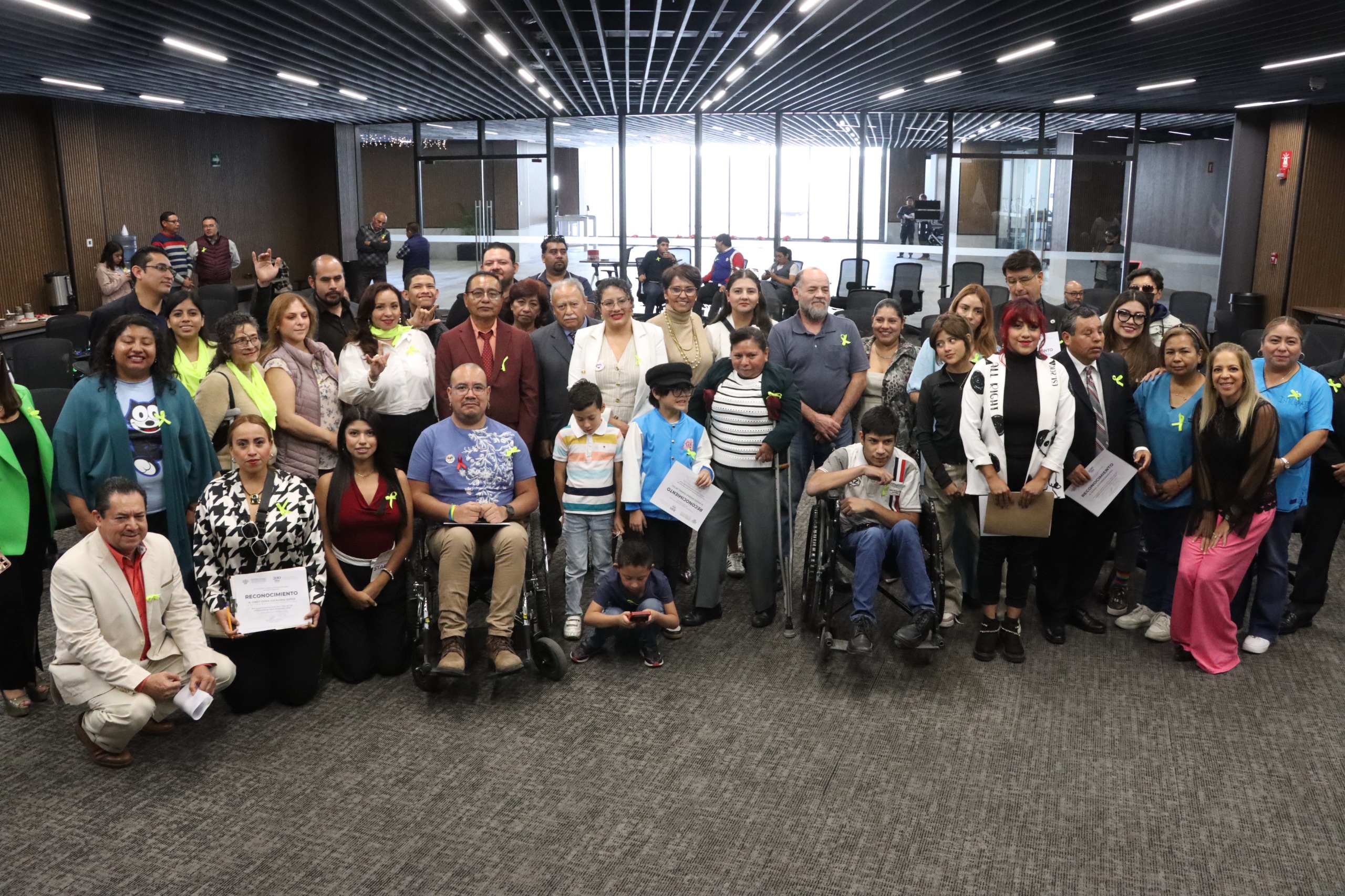 Foro en el Congreso impulsa un modelo de inclusión sin asistencialismo