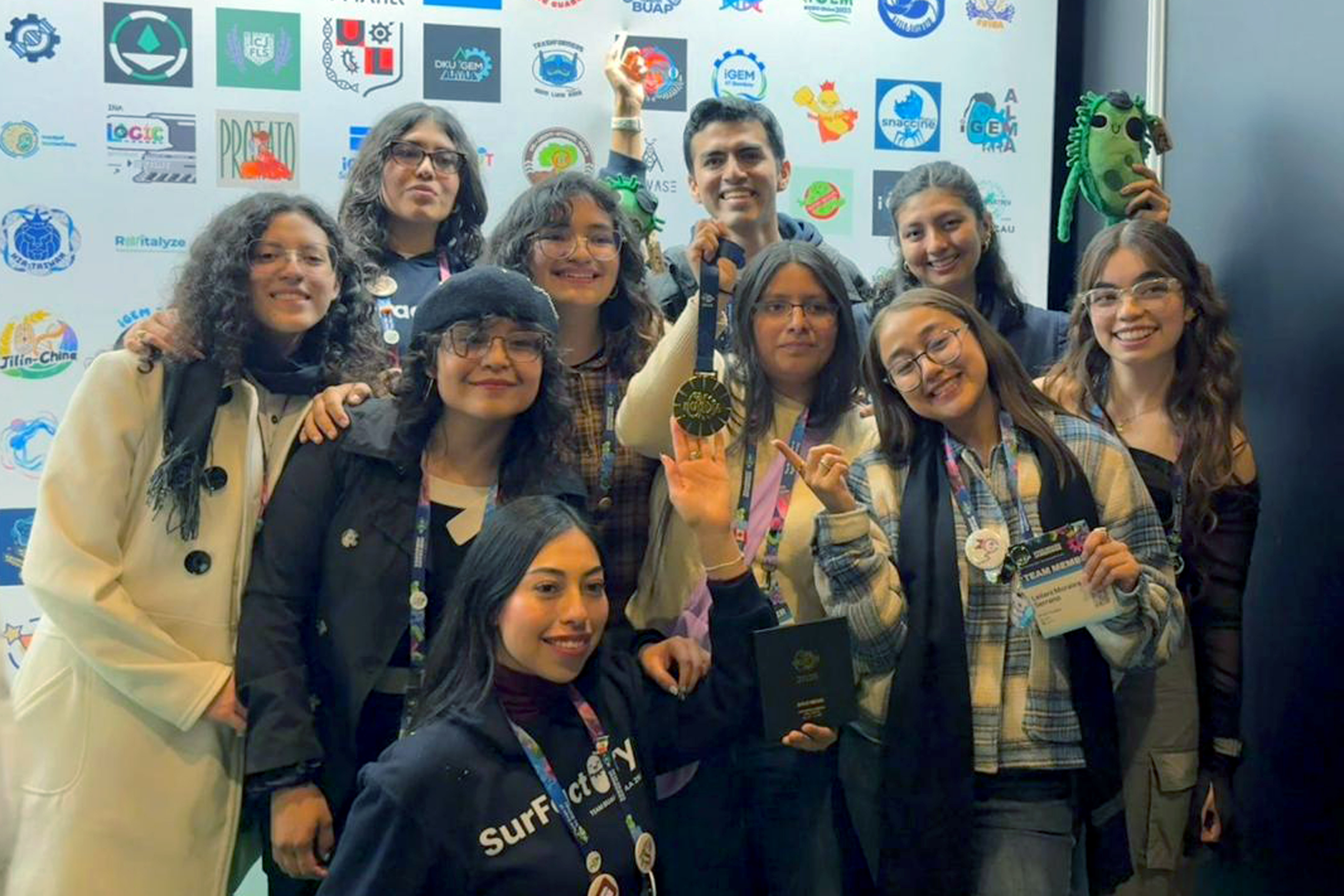 BUAP obtiene medalla de oro en iGEM por proyecto biotecnológico