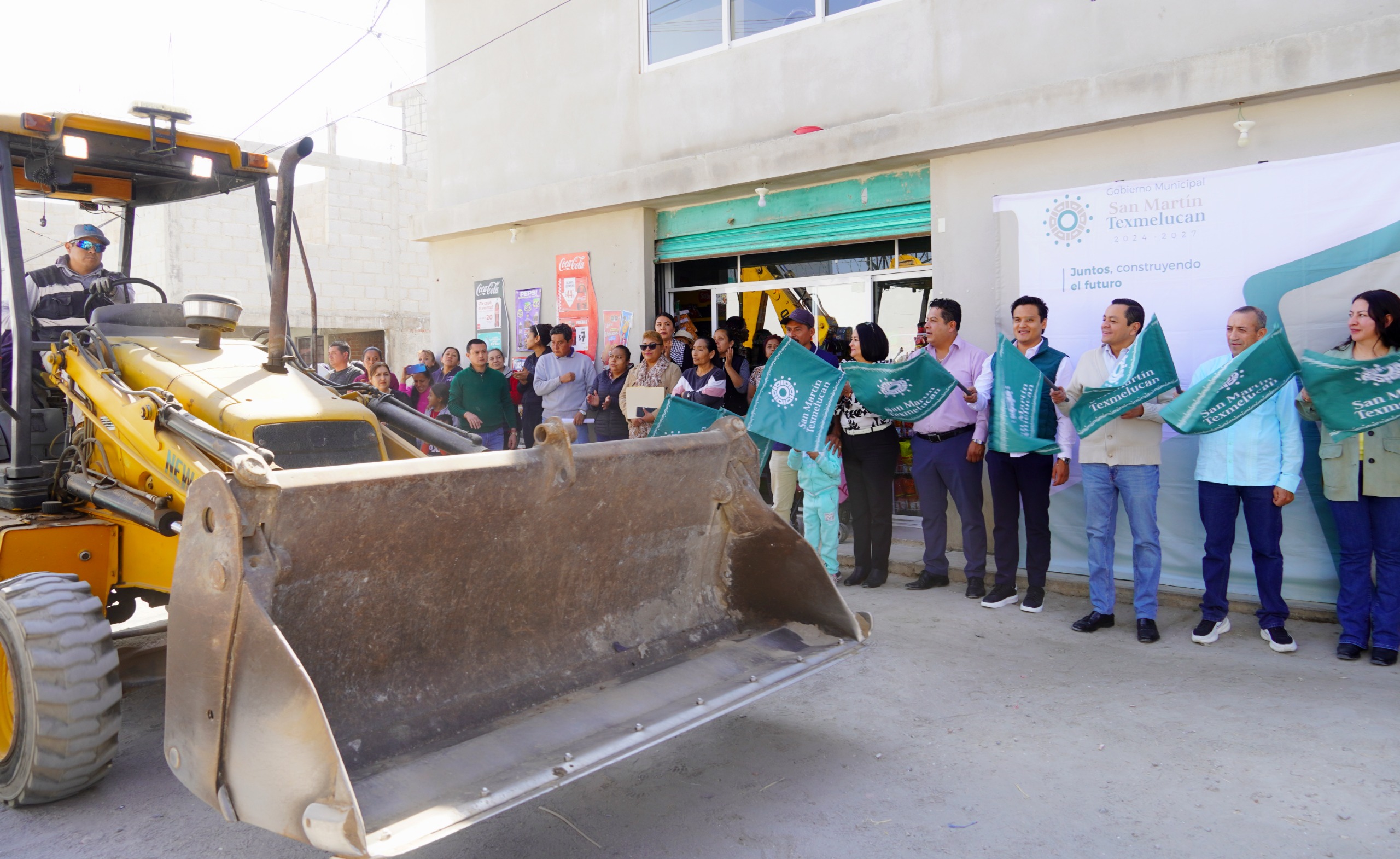 Inician pavimentación en Plan de Ayala con inversión de 3.9 MDP en Tepatlaxco