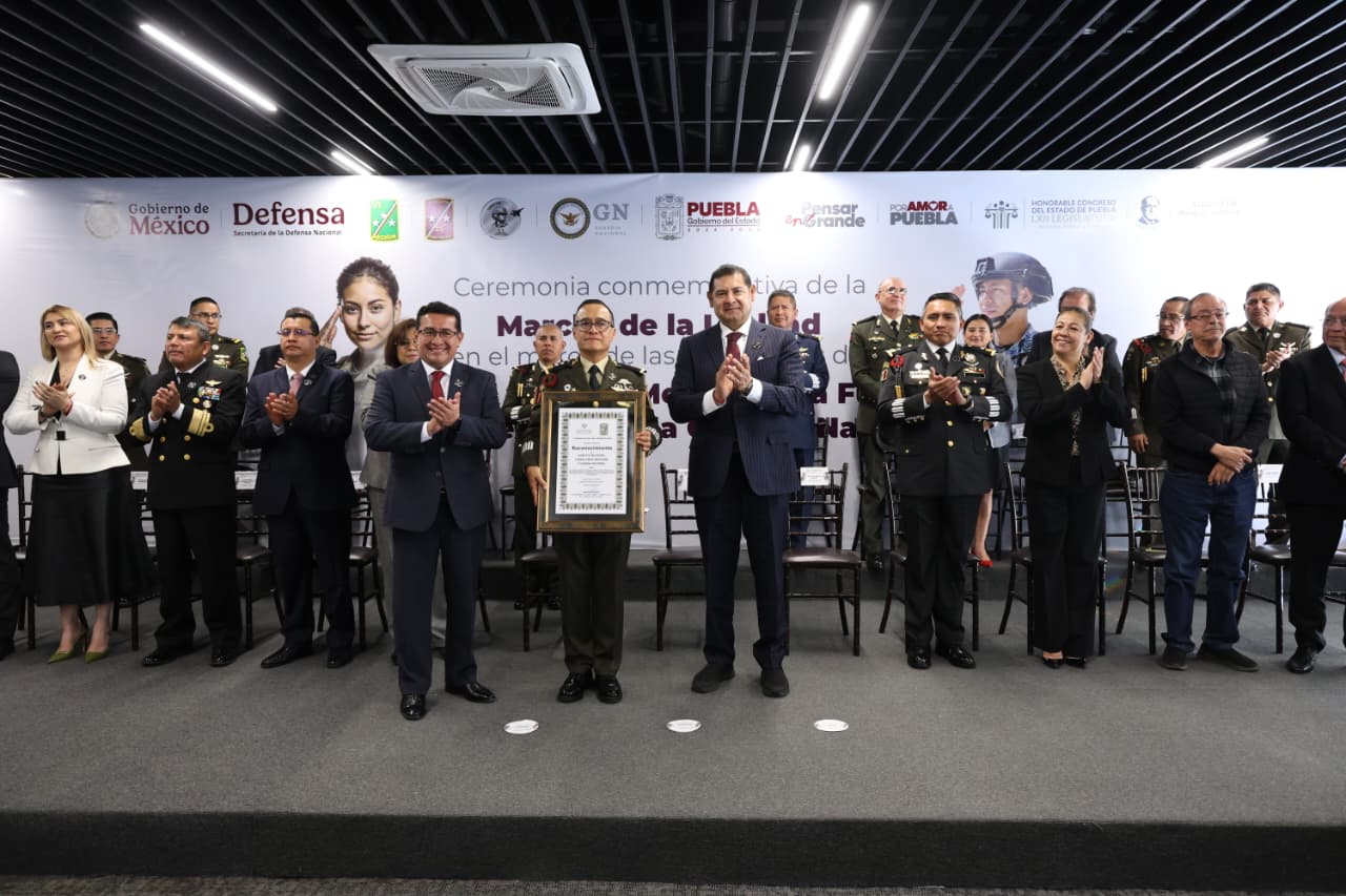 Se valora en el Congreso de Puebla la dedicación, compromiso, orden y fidelidad de las Fuerzas Armadas