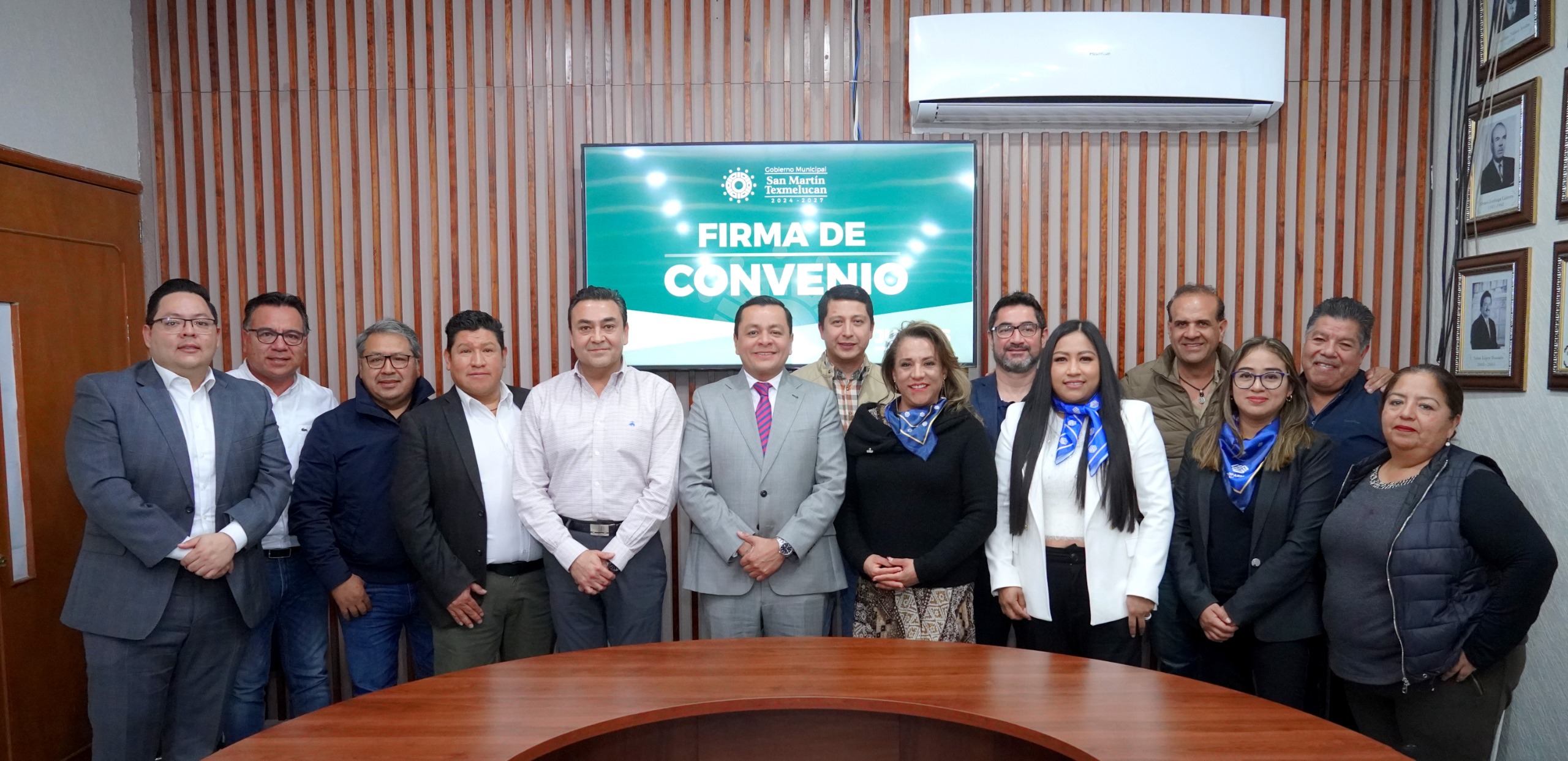 Texmelucan firma convenio con CANACO SERVyTUR y COPARMEX para fortalecer al comercio local