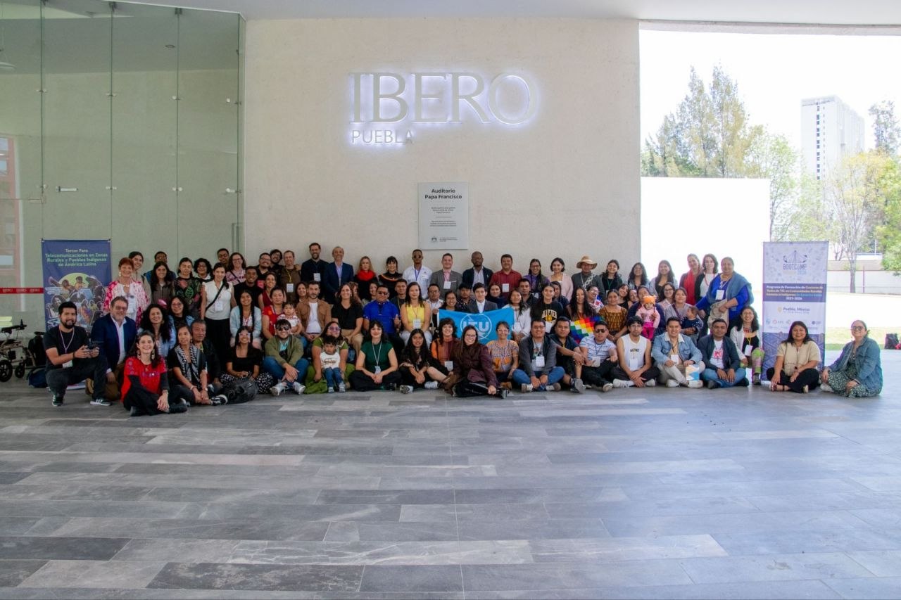 IBERO Puebla alberga foro sobre conectividad en comunidades