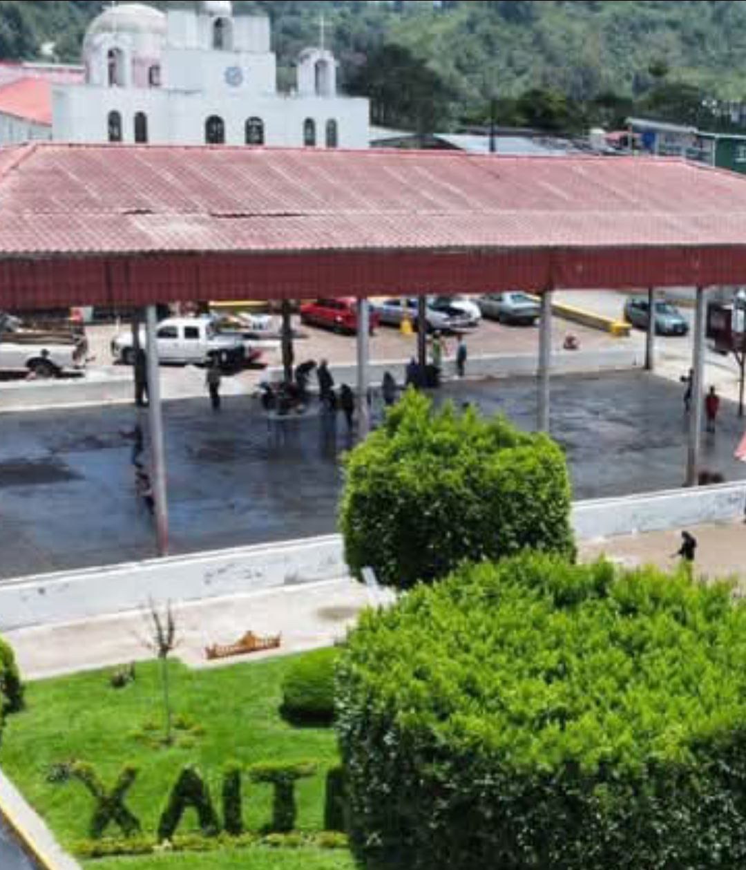 Niño y comerciante son asesinados en ataque armado en tianguis de Tlaola, Puebla