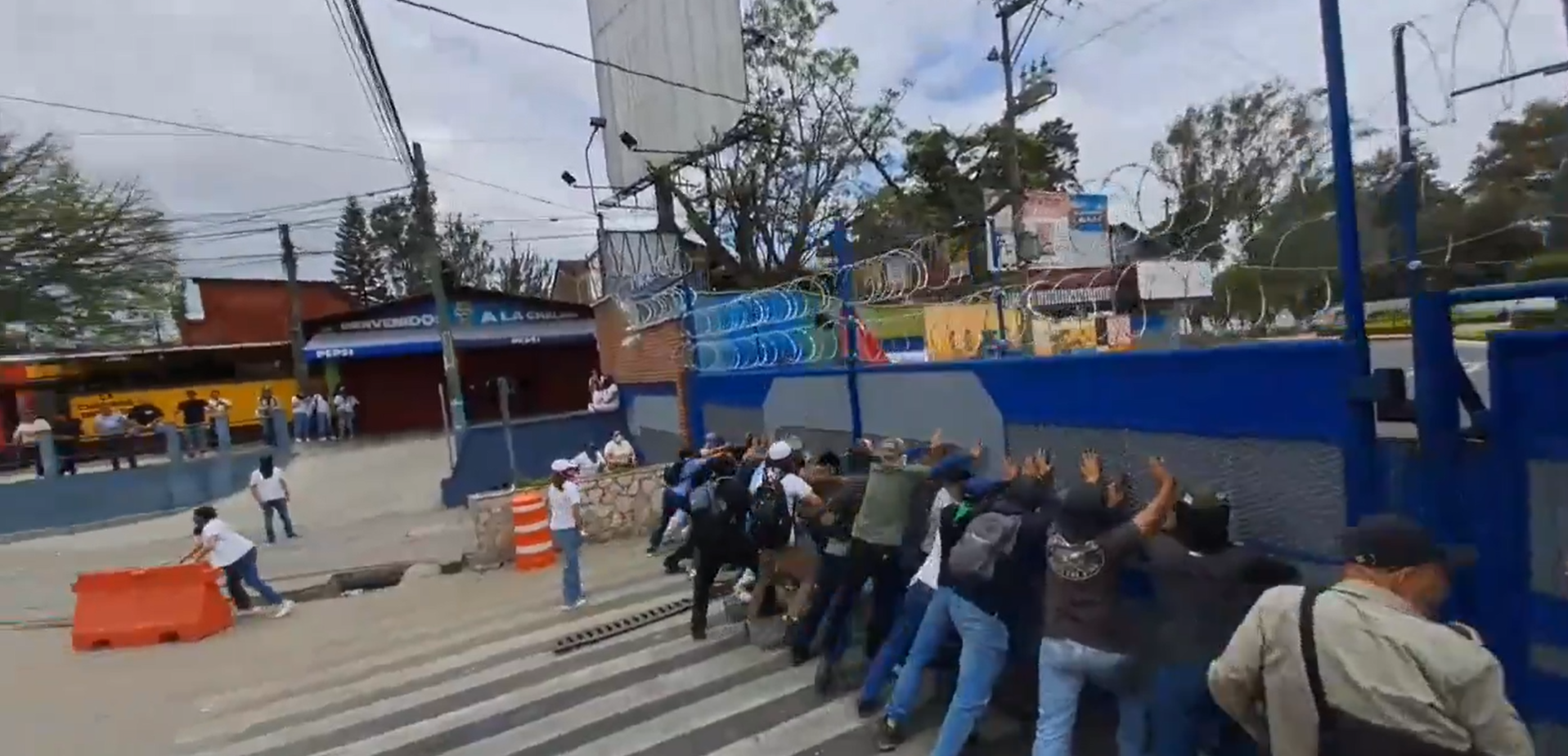 Se registran enfrentamientos en la USAC previo a elección de rector