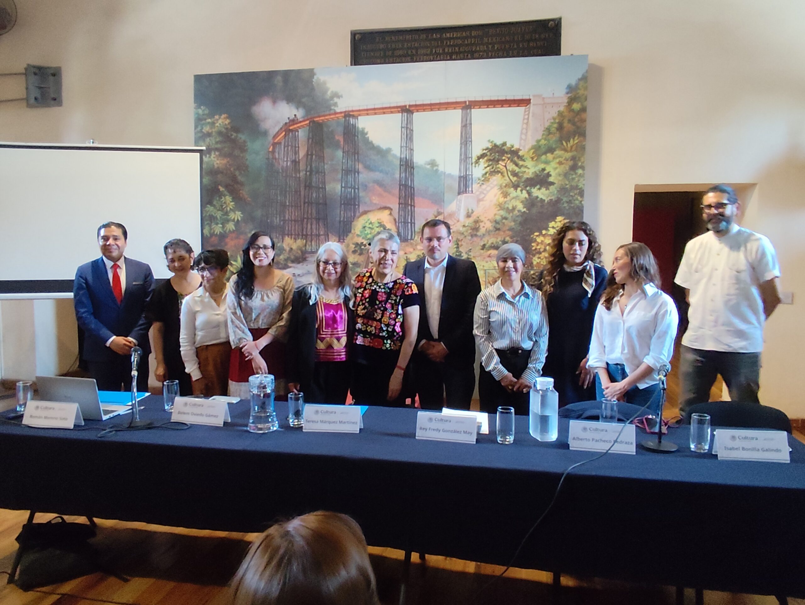 Digitalizan repositorio de la memoria ferrocarrilera de México
