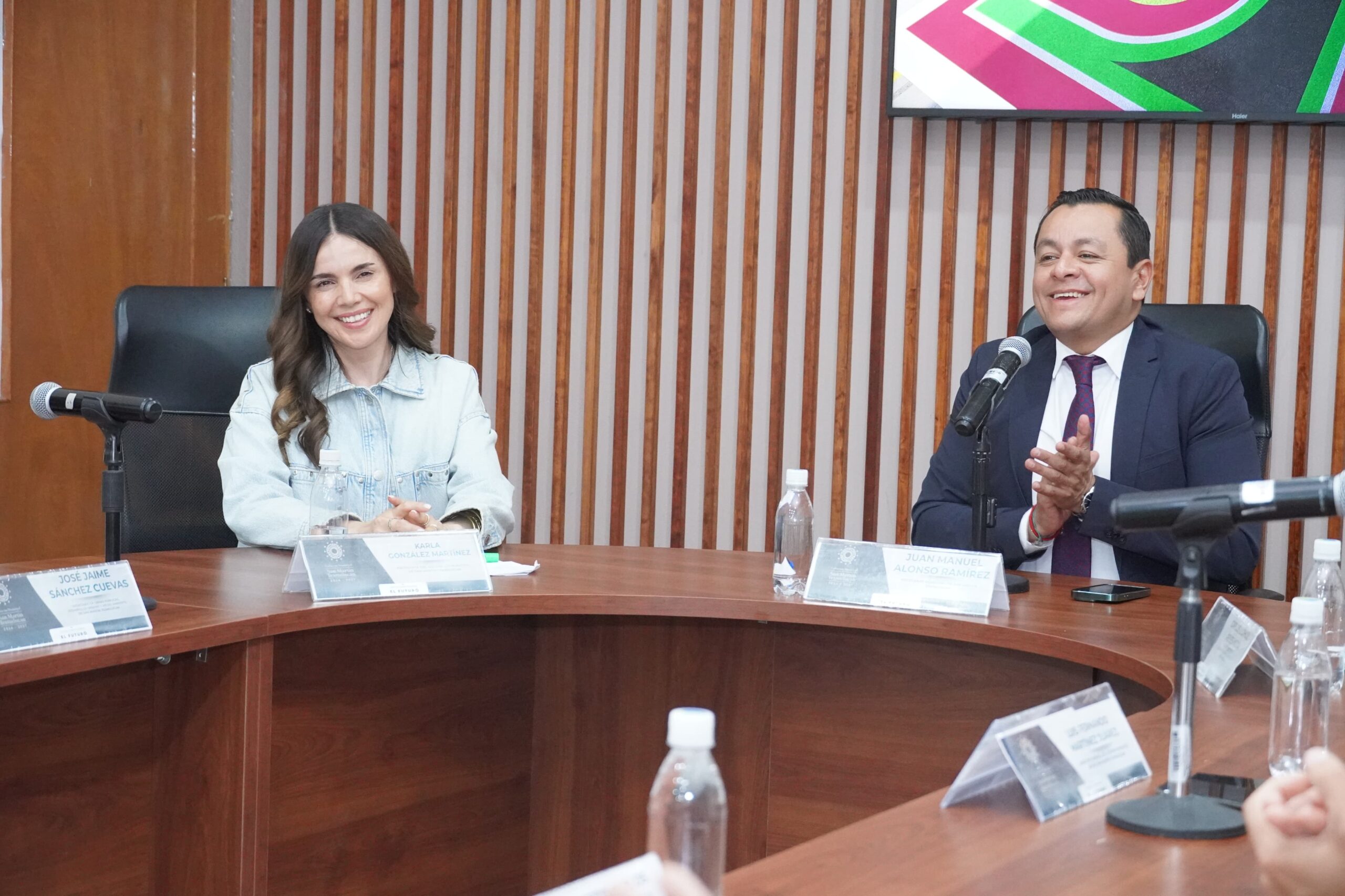 DIF municipal de Texmelucan gestiona 8 MDP para construir un CAIC en Moyotzingo
