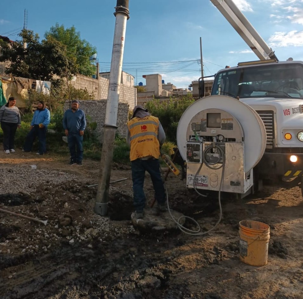 Agua de Puebla realiza desazolve en 1,000 kms. de la red de drenaje