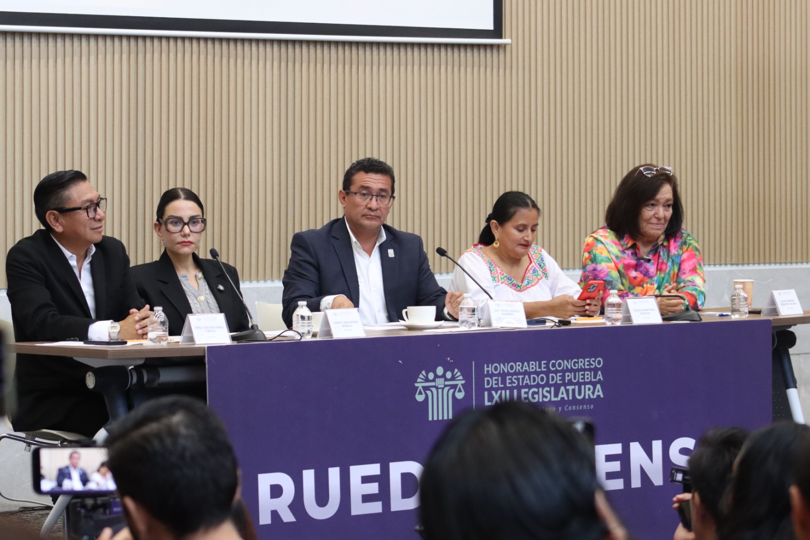 Diputado anuncia propuestas legislativas para fortalecer la salud mental infantil