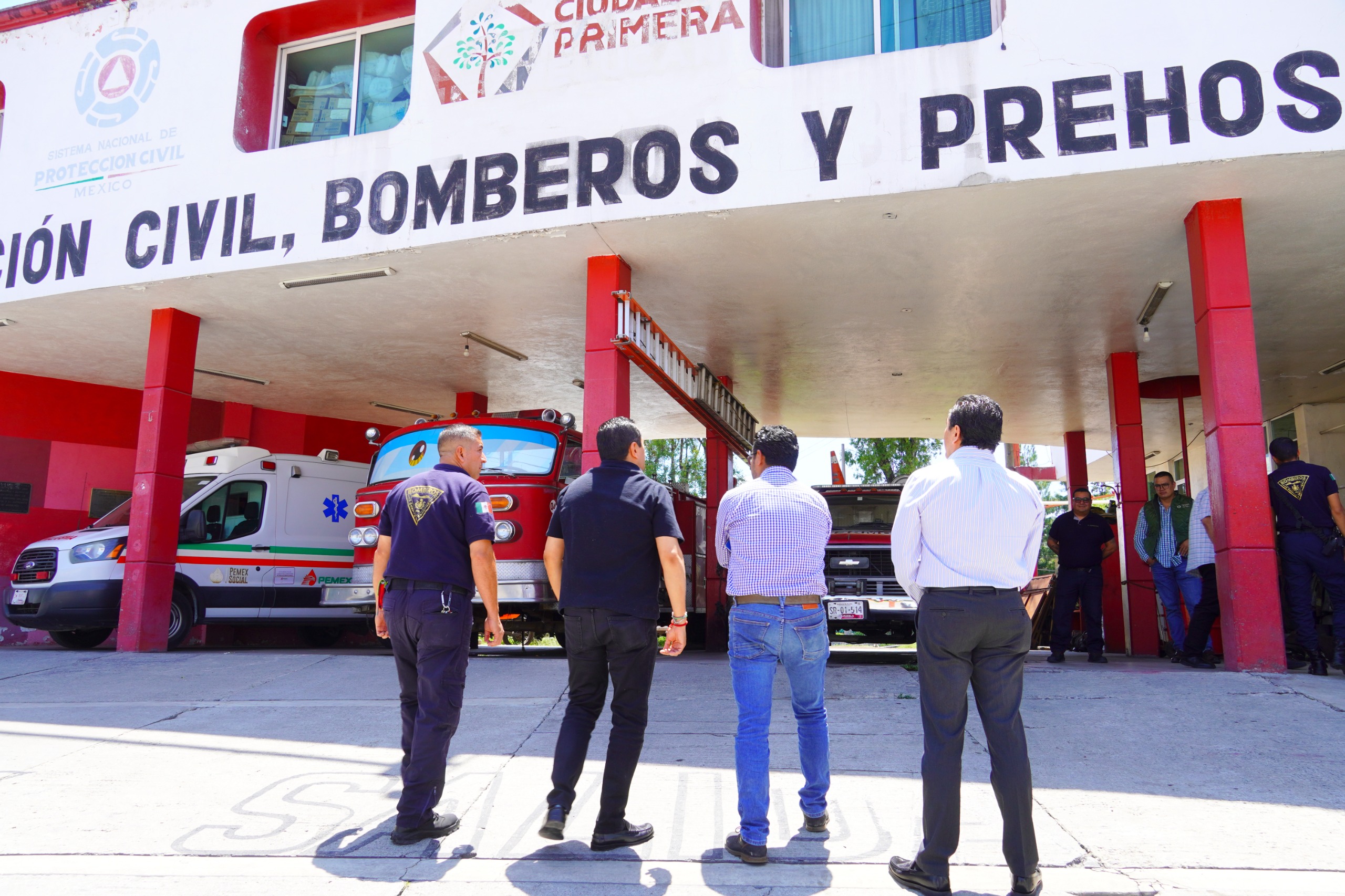 Gobierno de Texmelucan promueve la rehabilitación del cuartel de bomberos