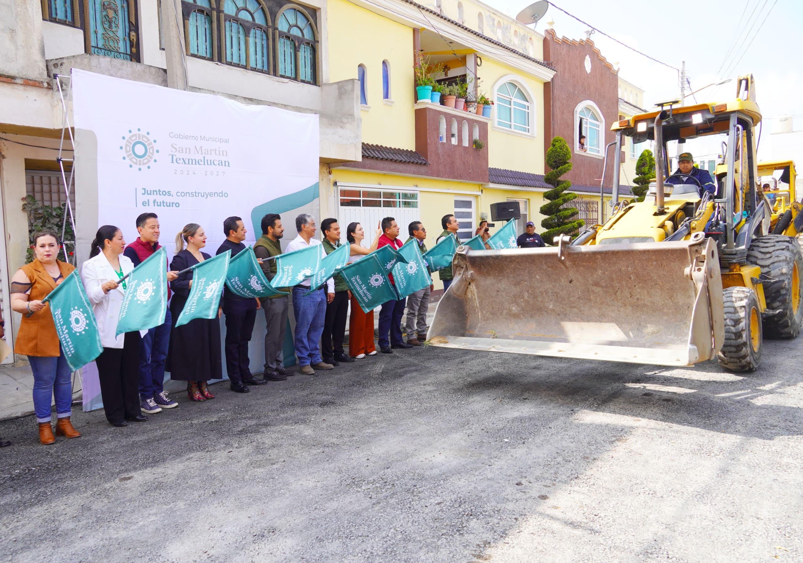 Gobierno de Texmelucan rehabilita calle Mariano Escobedo