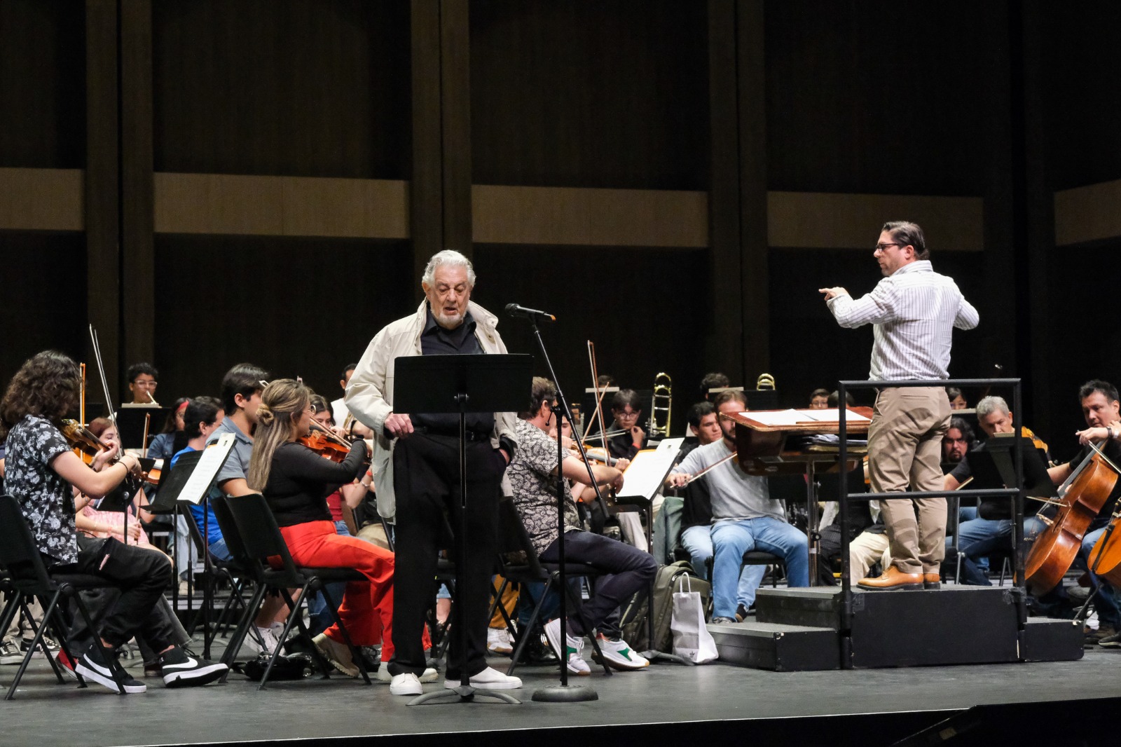 Plácido Domingo se congratula de presentarse nuevamente en Guadalajara