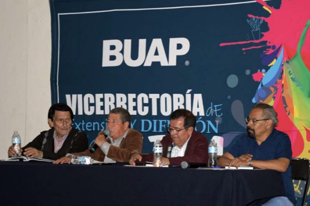 Presentan “Puebla. Crónica gráfica de los años 70, 80 y 90 del siglo XX”