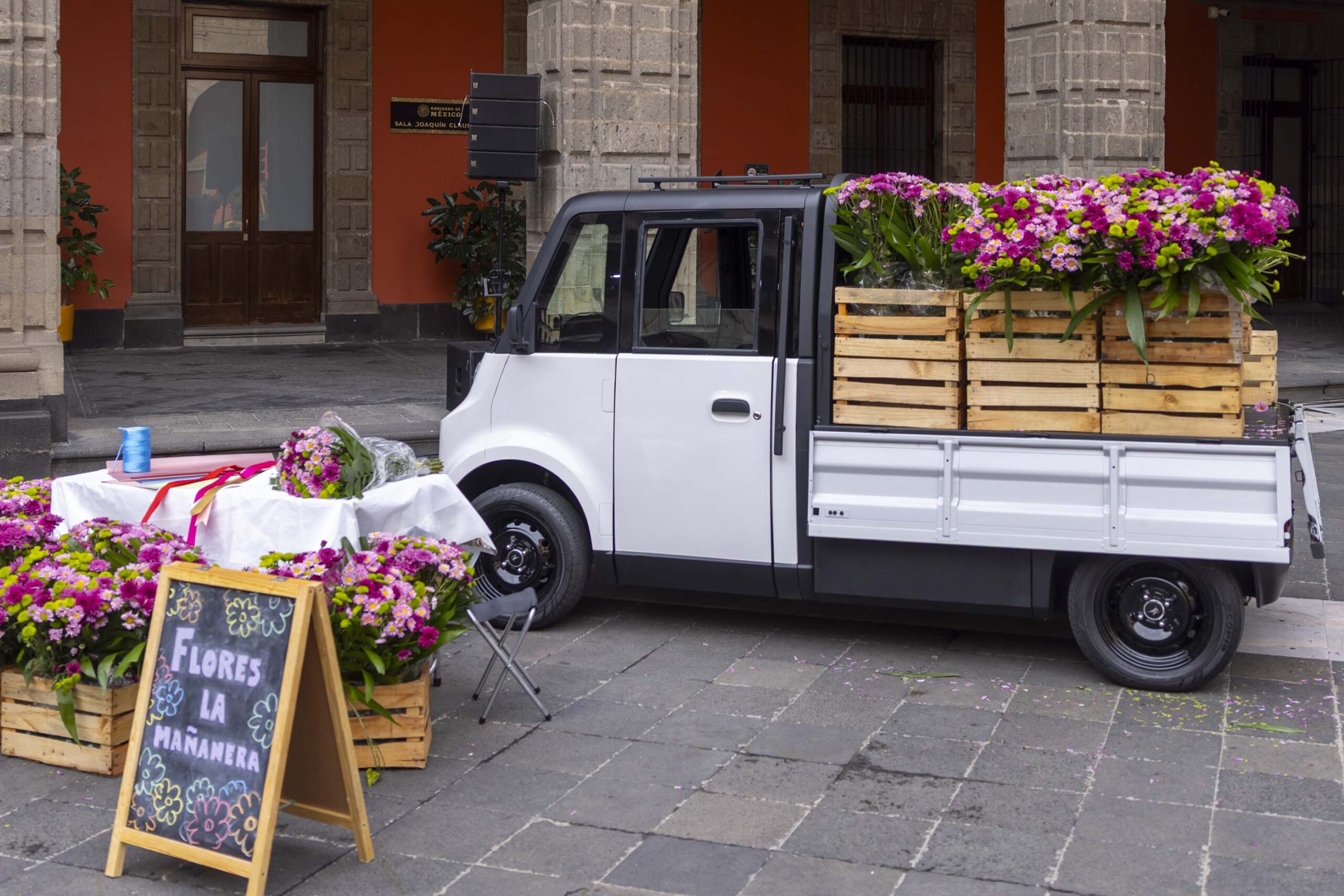 Olinia Carga, el vehículo eléctrico que busca despegar desde Puebla