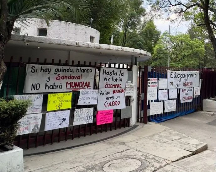 Sheinbaum pide a FGR indagar toma de Canal Once, tras 73 días de ocupación