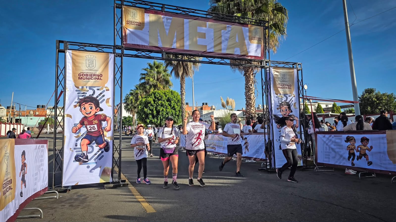 Gobierno de Cuautlancingo celebra a las juventudes con carrera deportiva