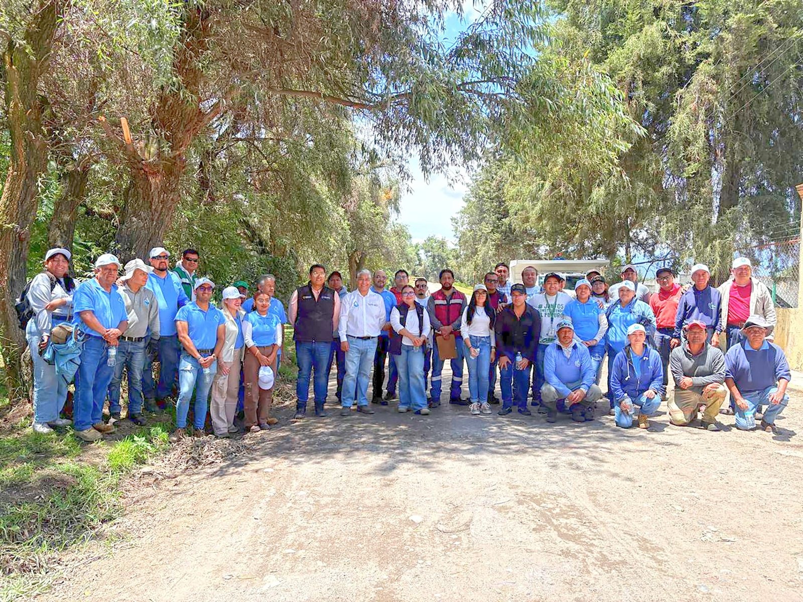 Gobierno de Texmelucan y SOSAPATEX se suman a la jornada de limpieza y reforestación del Rio Atoyac