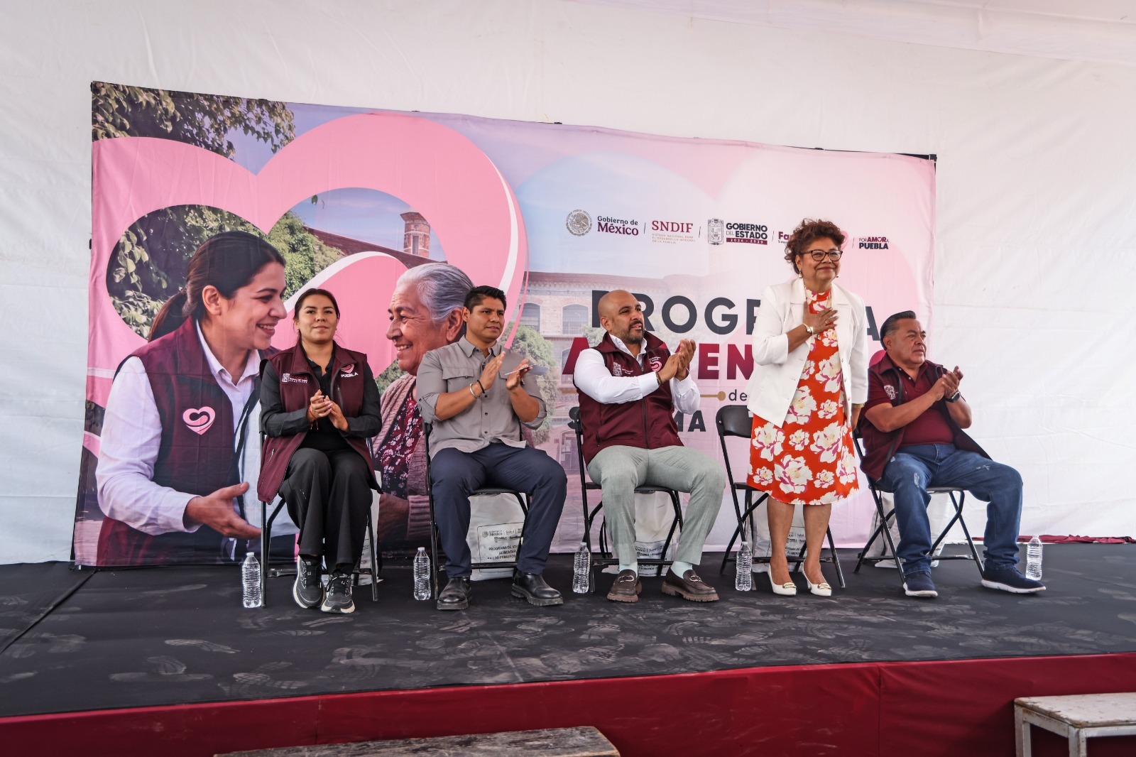 Acercan apoyos alimentarios a familias de Cuautlancingo