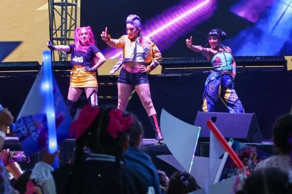 Miles de niñas y niños disfrutaron de Las Guerreras K-Pop en San Pedro Cholula