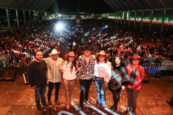 Una noche para recordar: El Yaki hace vibrar la Feria Milenaria de Cholula
